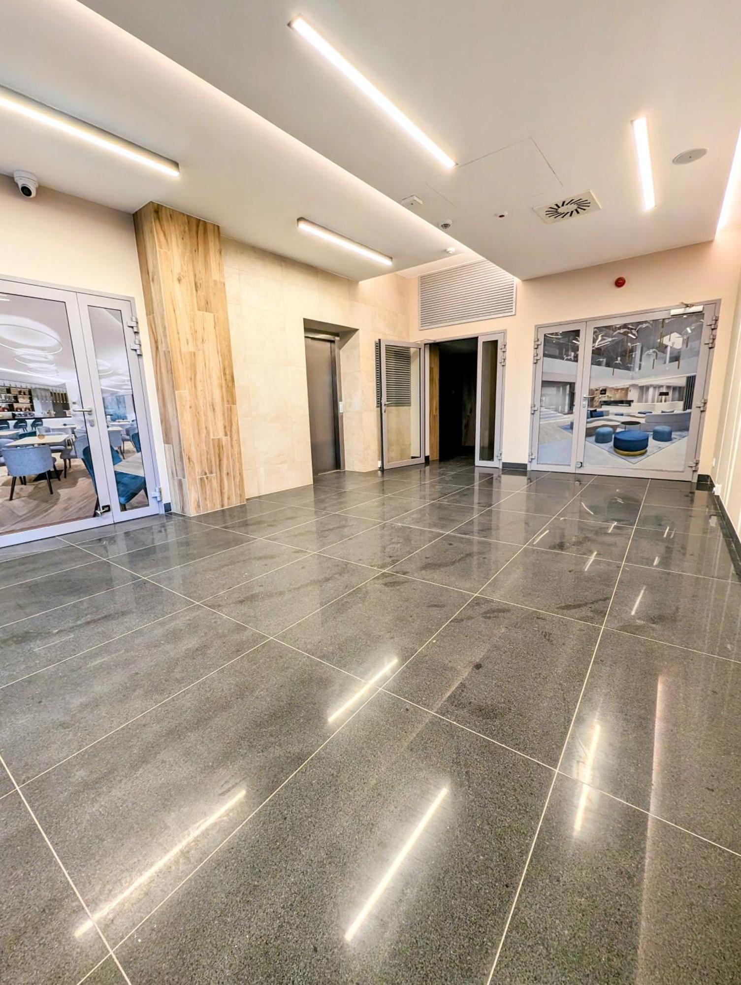 Apartment Royal Suite, 50 Meters To Beach, 10th Floor, Beautiful View, Baltic *